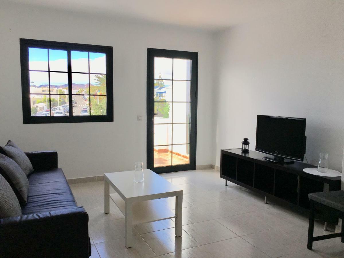 Apt Barlovento. Near The Beach Tías Kültér fotó
